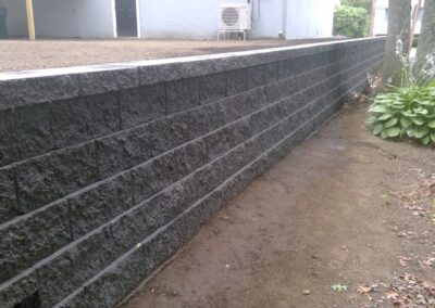 Retaining wall installation service in Reading, MA - Experienced contractors